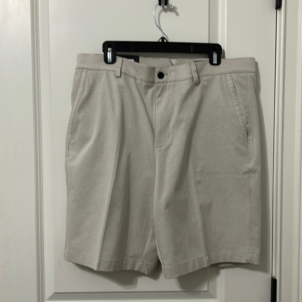 Men’s Golf shorts Dunning Roosky size 35 tan